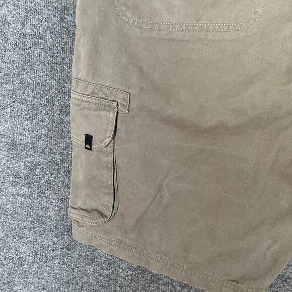 Quiksilver Shorts Mens 38 Beige Cargo Heavy Y2K Surf Skater Pockets Outdoors - Picture 12 of 12